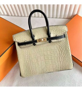 Birkin Matte Jacaré, Crocodilo 1Y Luz Amarela e Ck89 Ouro Preto Hardware 25cm Completo feito a mão Ghw