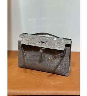 Kelly Pochette FÃ©nyes krokodil krokodil 0V KristÃ¡ly EzÃ¼st szÃ¼rke Hardver 22cm a Teljes KÃ©zzel kÃ©szÃ­tett Phw