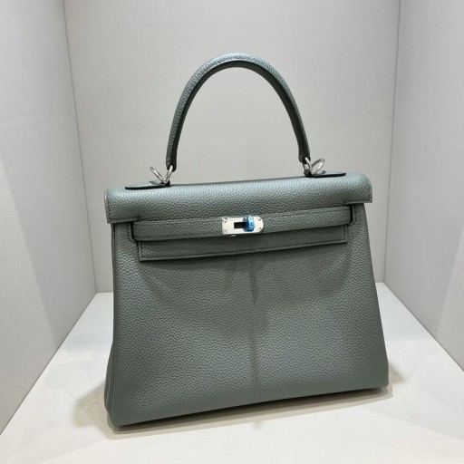 Kelly tóga Almond glas Silver Crua-earraí PHW 25cm Hiomlán Lámhdhéanta
