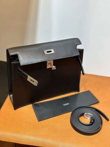 Kelly dance Swift CK89 Czarna Srebrne Okucia 22 cm Pełna Ręczna Robota Phw