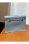 Kelly dans evercolor J7 Lenjerie de pat blue Silver Hardware 22cm Full Manual Phw