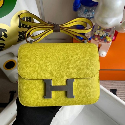 Constance Epsom R9 레몬 옐로우 실버 하드웨어 18cm 전체 핸드