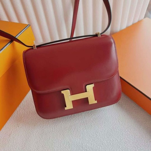 Constance 빛나는 상자 Ck55 보르도 레드 골드 하드웨어 18cm 전체 Handmade Ghw