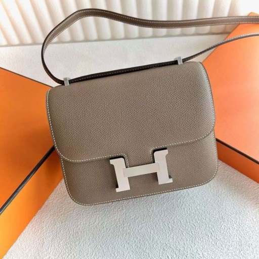 Constance Epsom Ck18 Etoupe Sivo-Srebrni Okovi 18 cm u Potpunosti Ručni Rad Phw