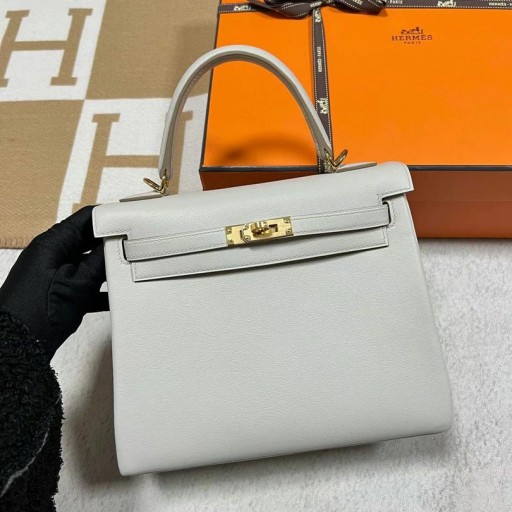 Kelly Swift Ck80 Pearl grey Gold Hardware-Ghw 25cm Koko Käsintehty